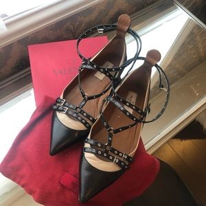Valentino Flats
